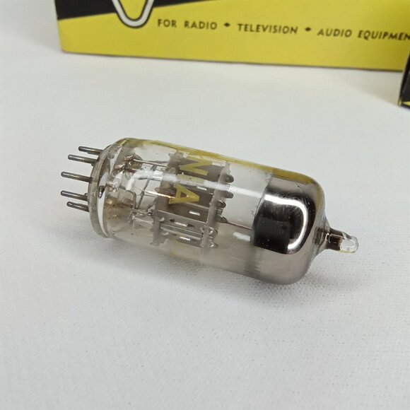 WWII Era Electronic Tube With Box Set Of 5 Sylvania Model 6GQ7 NOS NIB 1940s - Picture 5 of 16